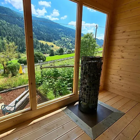 Berg & Seezeit Im Landhaus Benthen, Fuer 7 Personen, Mit Sauna Holiday home Feld am See